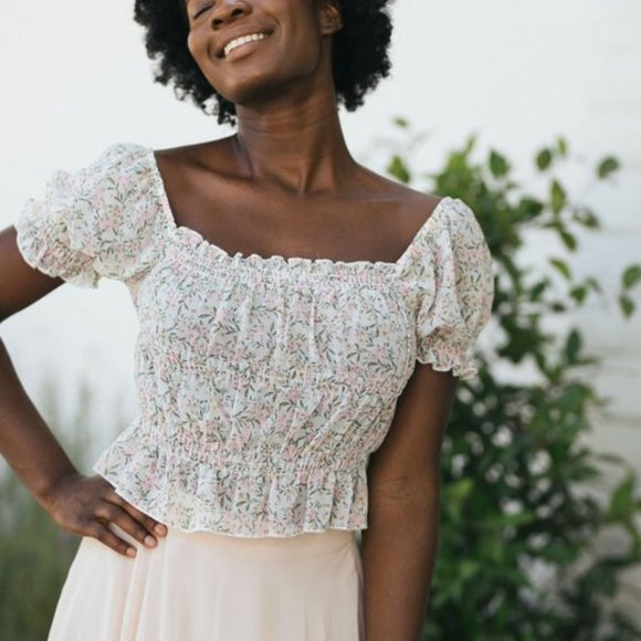 Carol Puff Sleeve Crop Top NWT - Picture 6 of 6